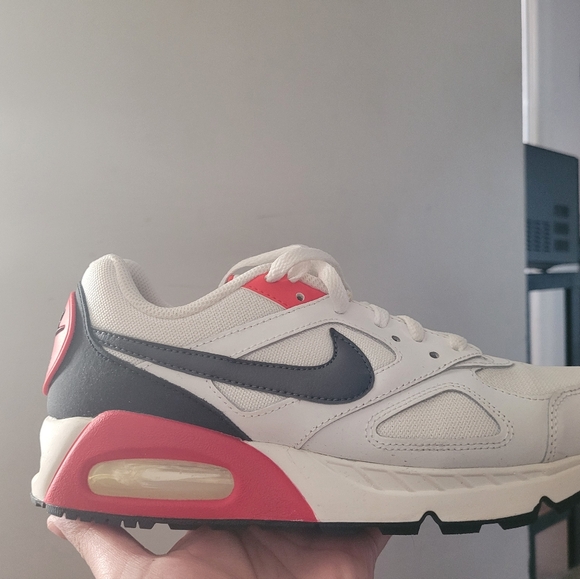 Nike Airmax US size 7 - Picture 5 of 5
